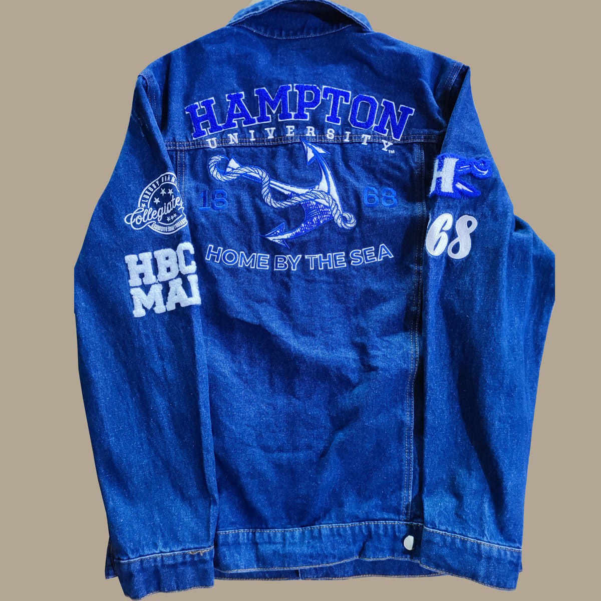 HAMPTON U | By the SEA DENIM