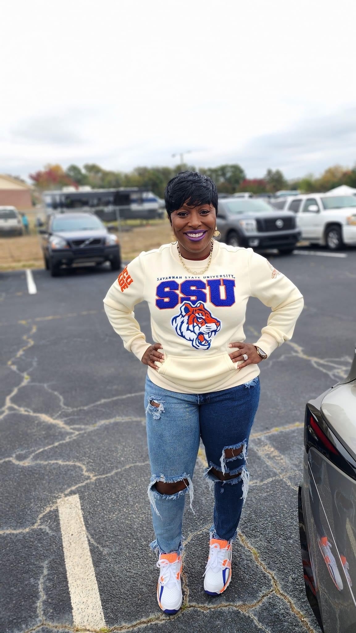 Savannah State Tigers | Chenille Cream Unisex Sweatshirt